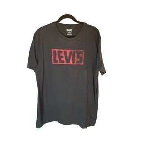 Levi’s men’s black, short sleeve, distressed, logo, T-shirt, size XL